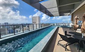 Max Derby - Studios no Centro do Recife por Yolo